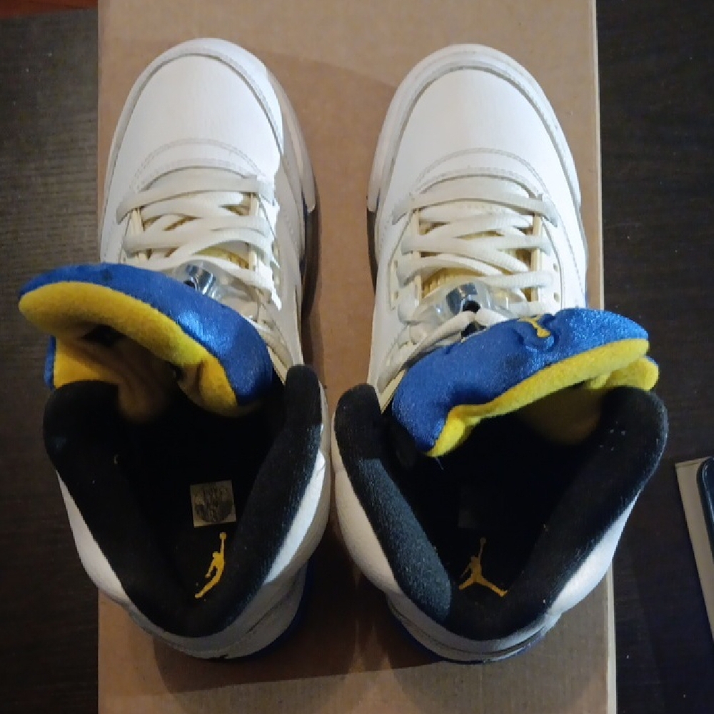 Jordan 5 Retro (GS) Rare OG "Laney" (2013) Mens 6Y Womens 7.5 EUC - Picture 6 of 9